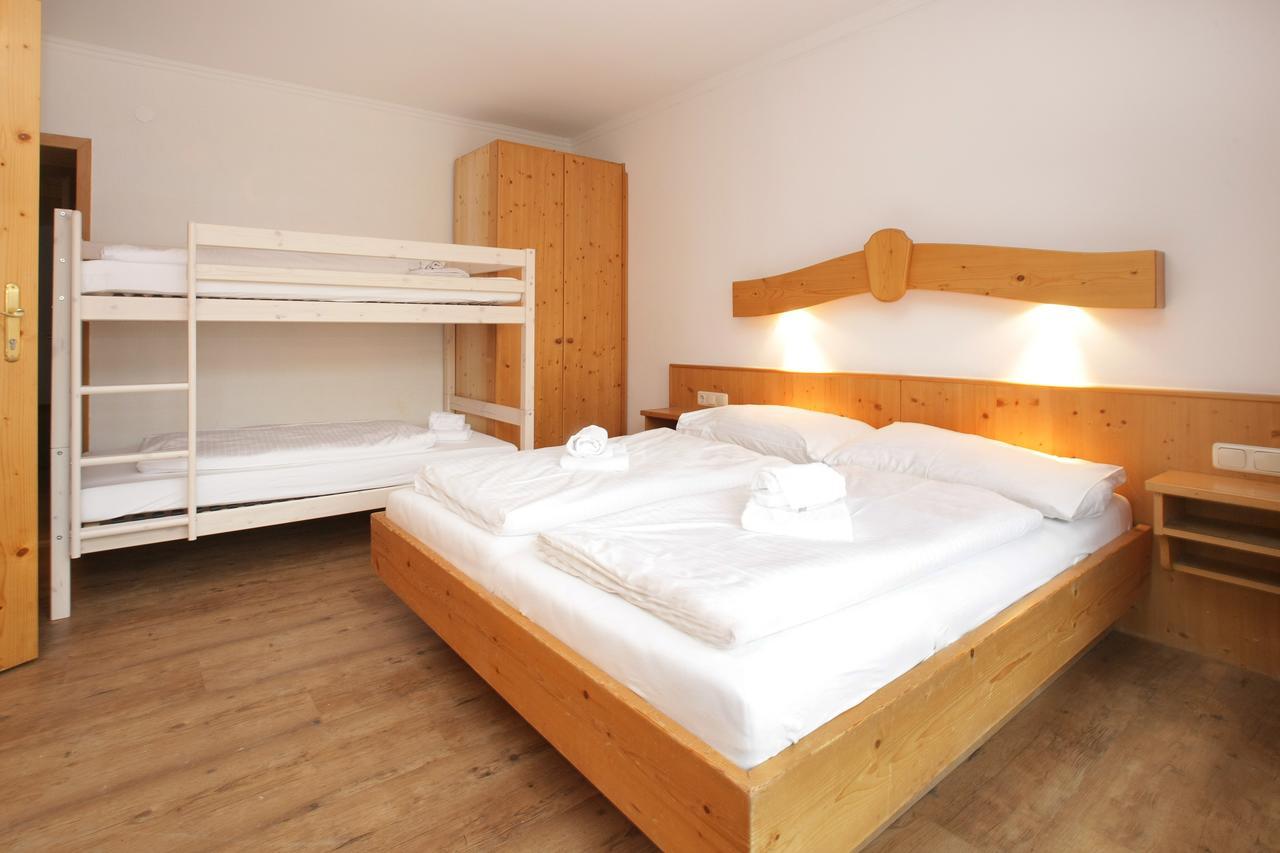 Appartements Schoenpflug Kaprun Bagian luar foto
