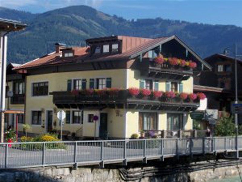 Appartements Schoenpflug Kaprun Bagian luar foto
